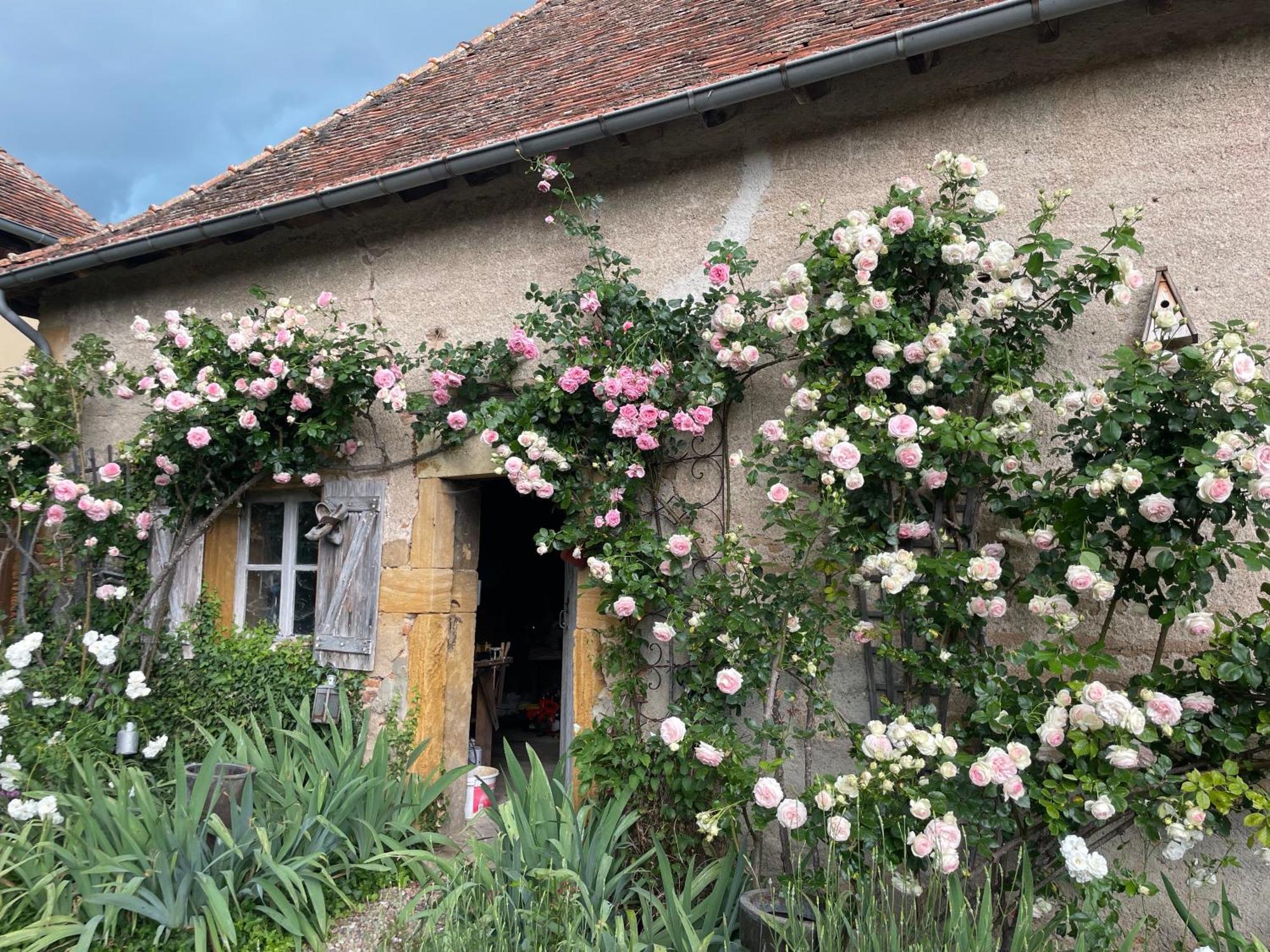 مبيت وإفطار Céron Les Jardins Des Soussilanges المظهر الخارجي الصورة